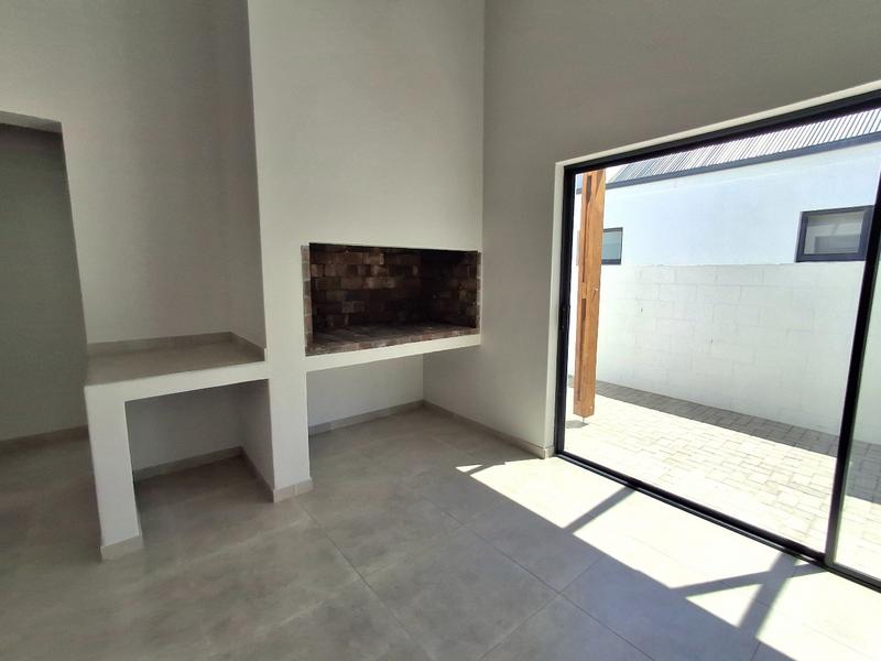 3 Bedroom Property for Sale in Britannia Bay Western Cape